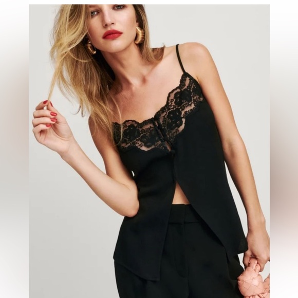 Reformation top - Picture 1 of 3
